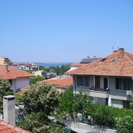 Family House Jivkovi * סוזופול